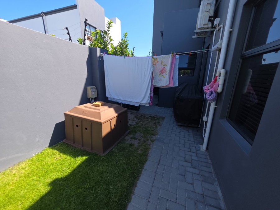 4 Bedroom Property for Sale in Sandown Western Cape